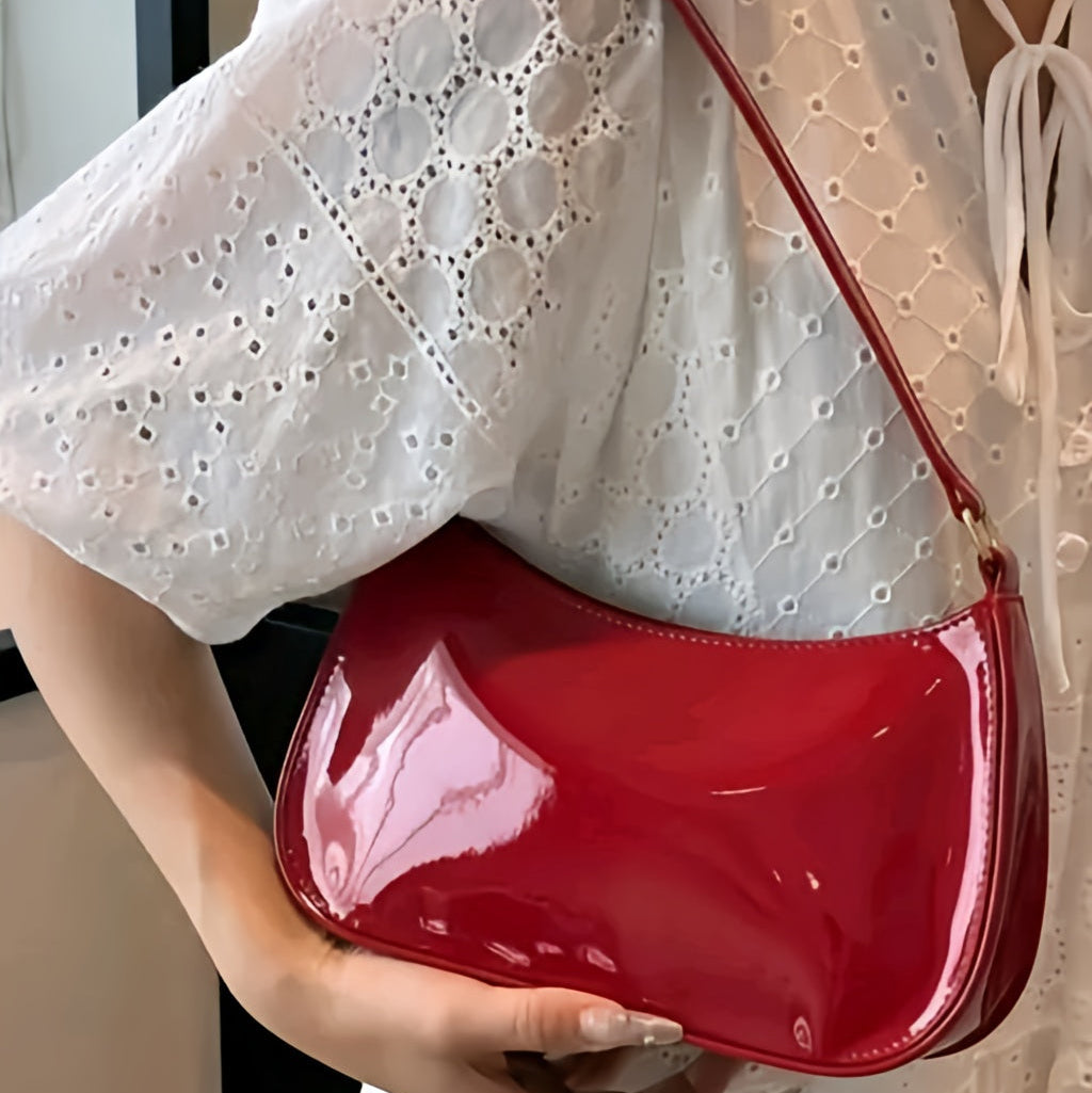 The 'Amore' Patent Heart Baguette