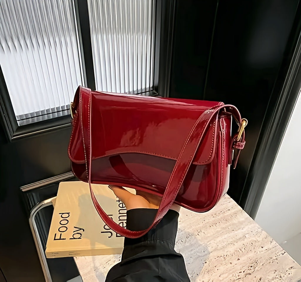 The 'Nova' High-Shine Cherry Baguette