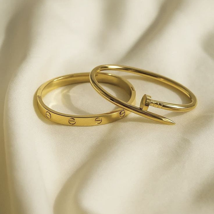 Luxury Gold Nail & Screw Bangle Bracelet Set – Elegant Minimalist Couple Style Cuff for Women