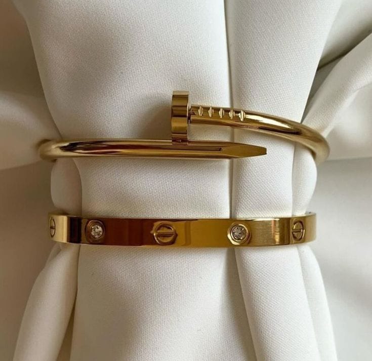 Luxury Gold Nail & Screw Bangle Bracelet Set – Elegant Minimalist Couple Style Cuff for Women
