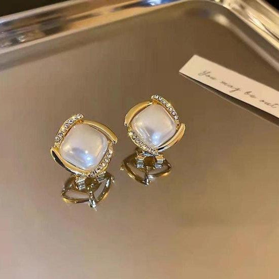 The Radiant Quadrant: Sculptural Gilded & Luminous Pearl Studs