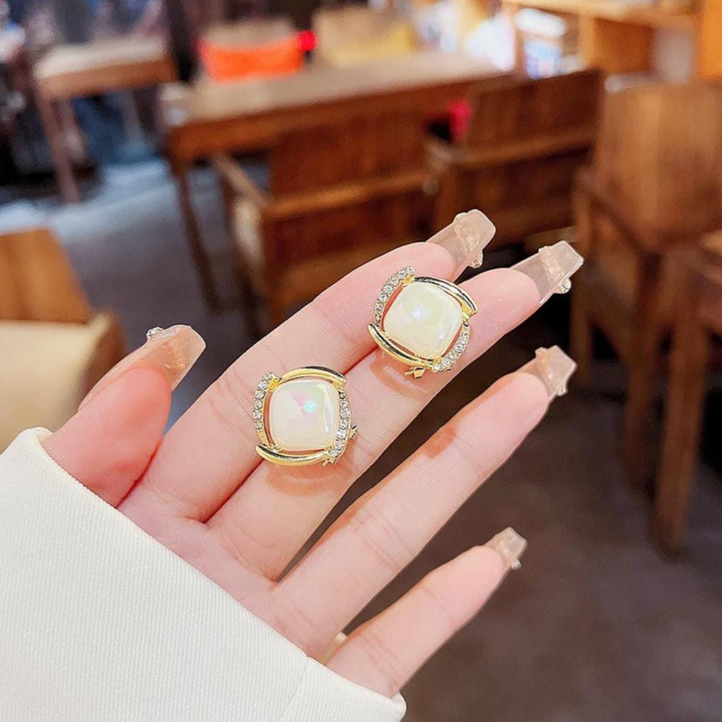 The Radiant Quadrant: Sculptural Gilded & Luminous Pearl Studs