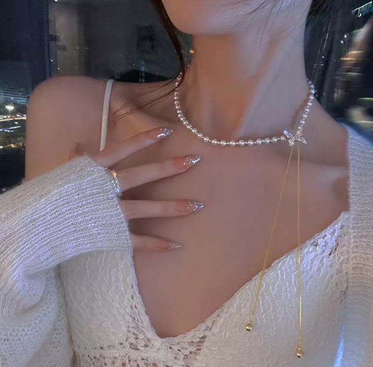 Elegant Pearl Butterfly Pendant Necklace – Luxury Y-Shaped Gold Chain for Women