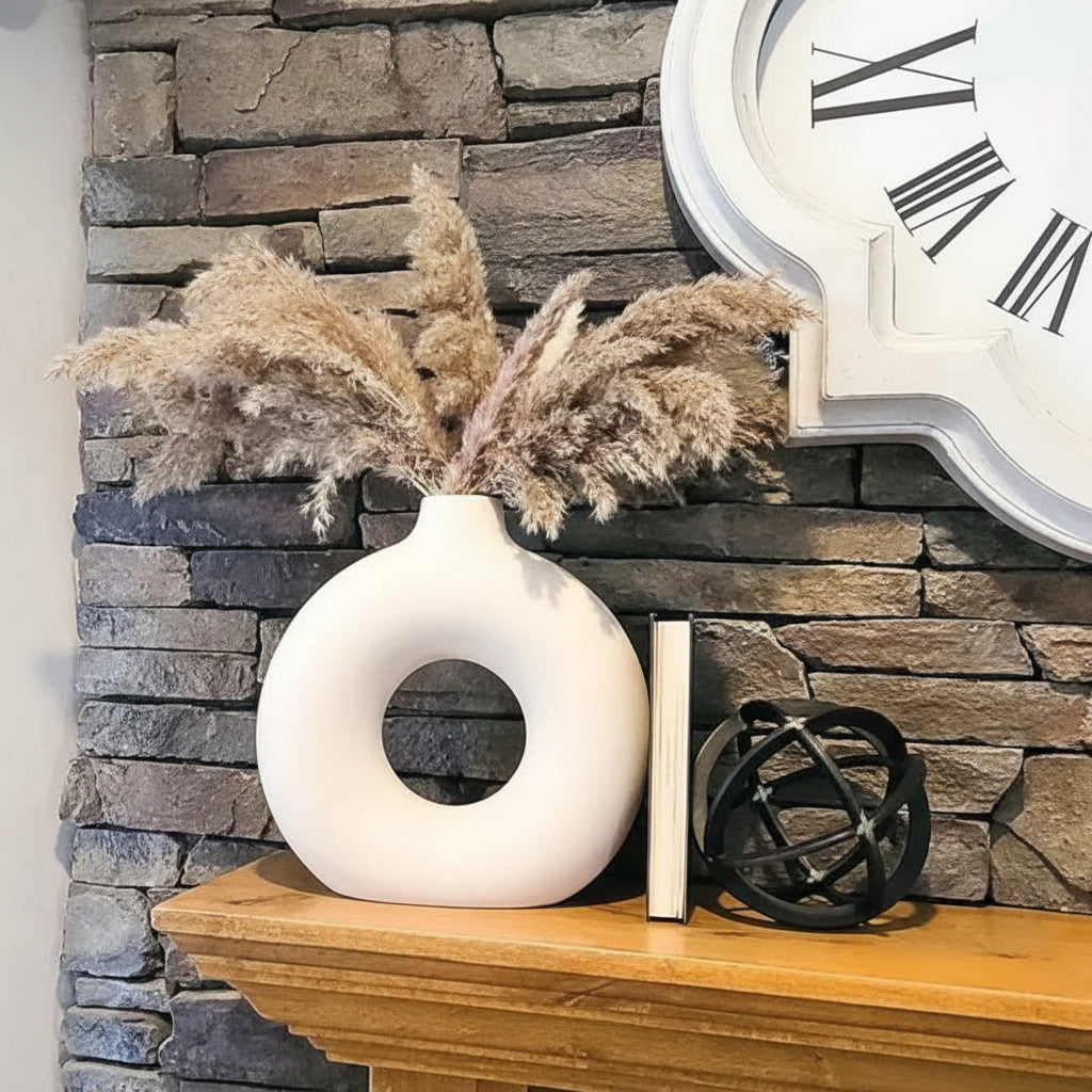 Zenith Circle – Sculptural Hollow-Center Ceramic Vase in Matte White