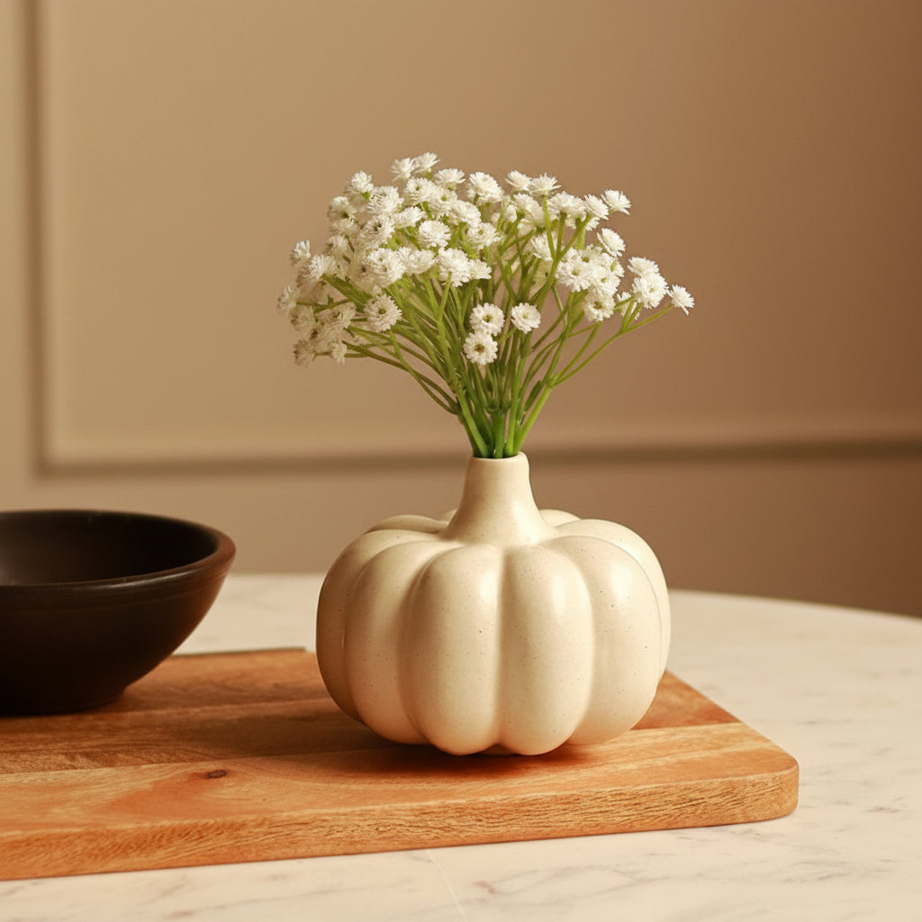 Pumpkin Bud — Sculptural Ribbed Ceramic Vase in Glossy Cream 1pc